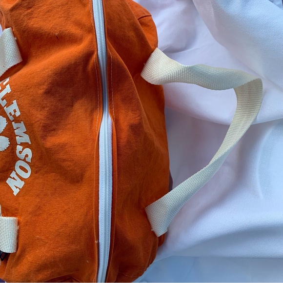 Vintage Clemson Athletic Bag;Durable Canvas Material w/Zipper Opening &2 Handles - Picture 4 of 8